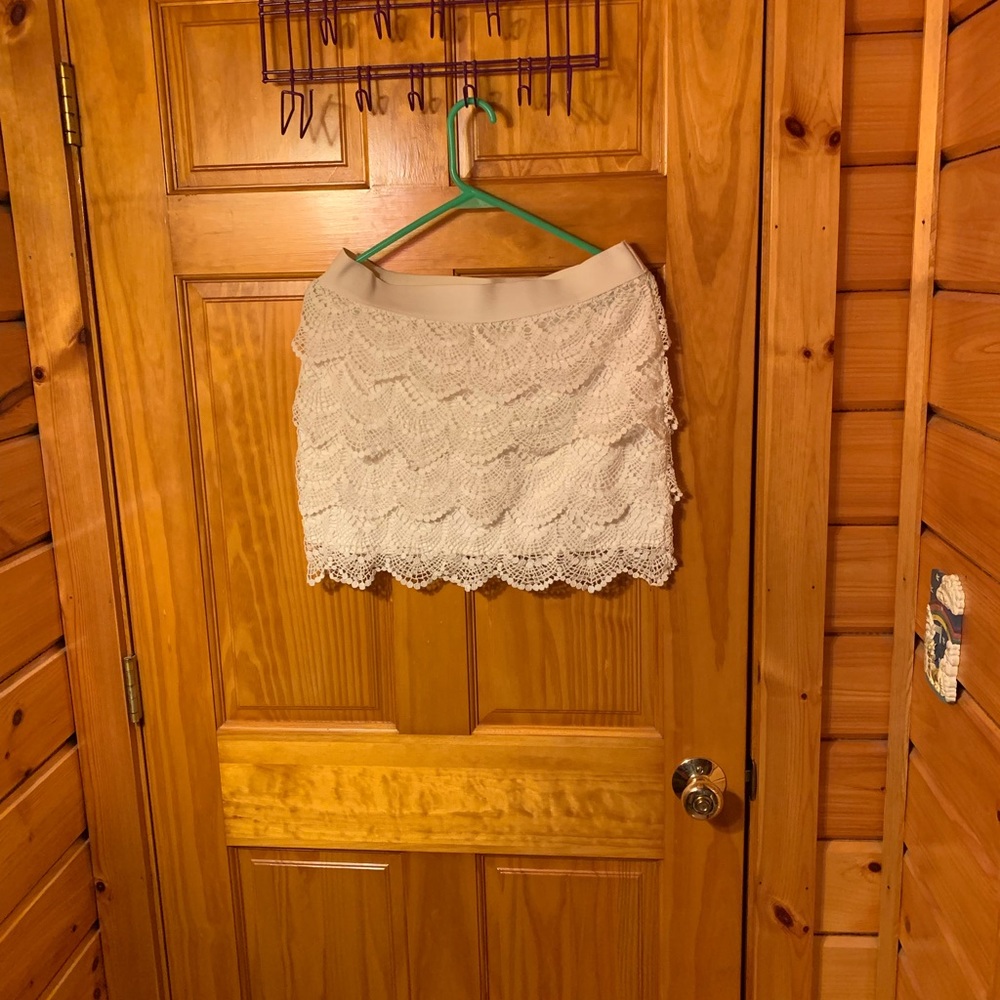 white lace bethany mota skirt